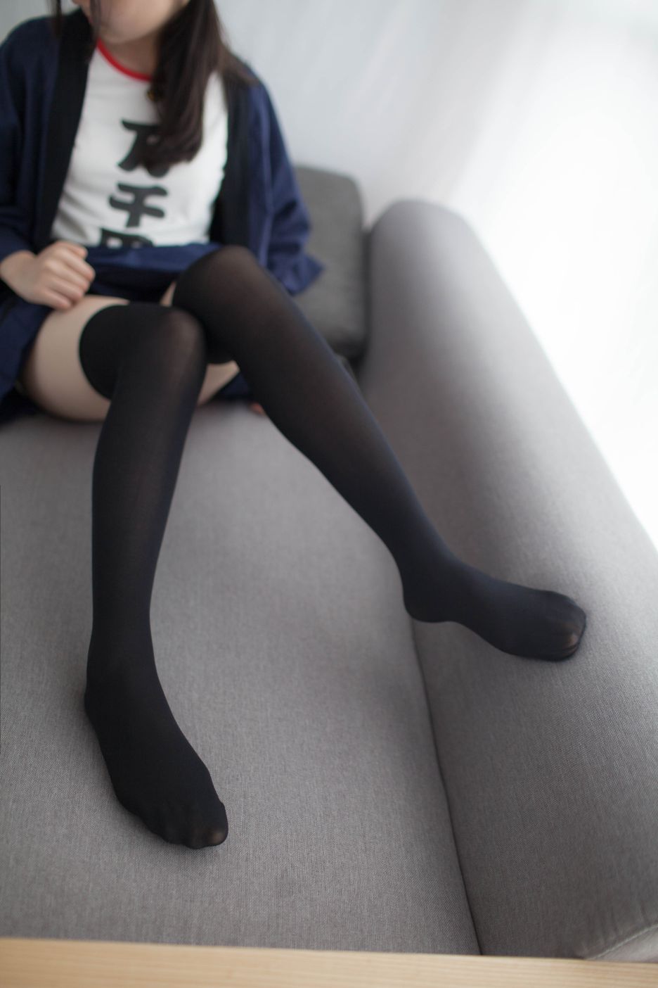 少女秩序写真-vol006-沙发过膝黑丝55P-01-10
