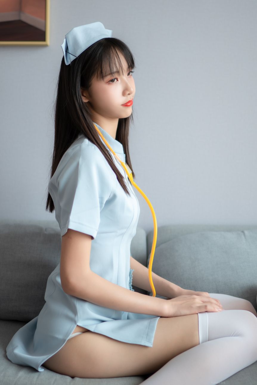 西瓜murmure西瓜少女-2021-04-10-护士白丝-54P-12-19