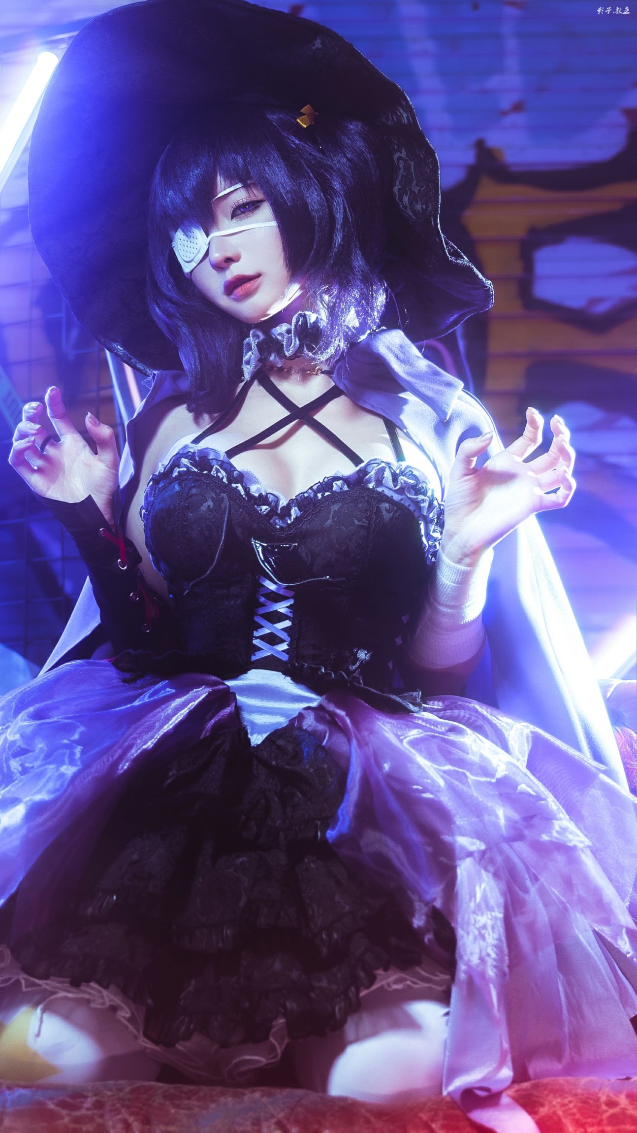 蠢沫沫-教主的六花-08-13