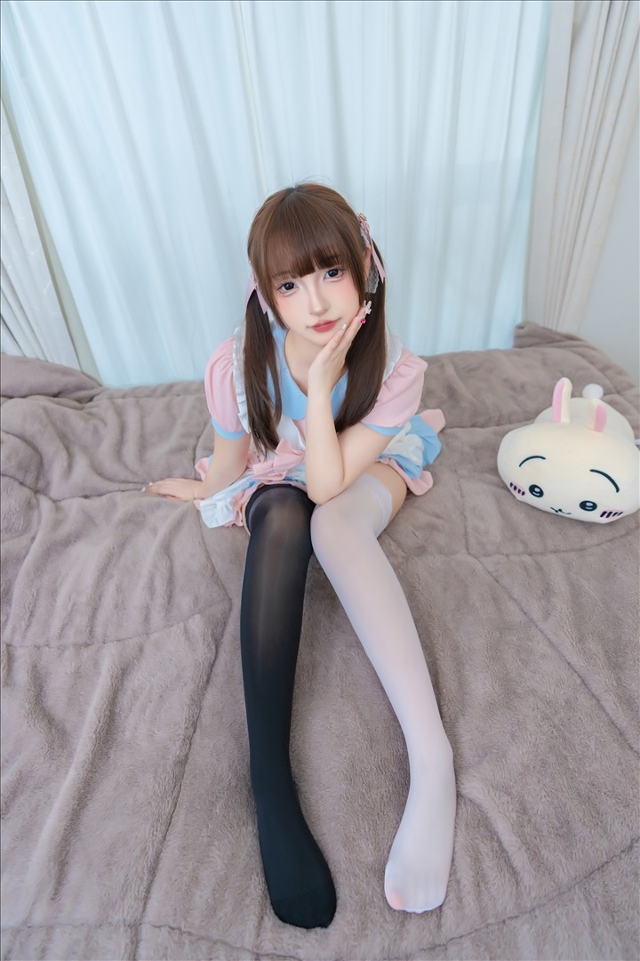 神楽坂真冬---小小女仆-75P2V-77P-2V-14276-MB-20240814r-08-14