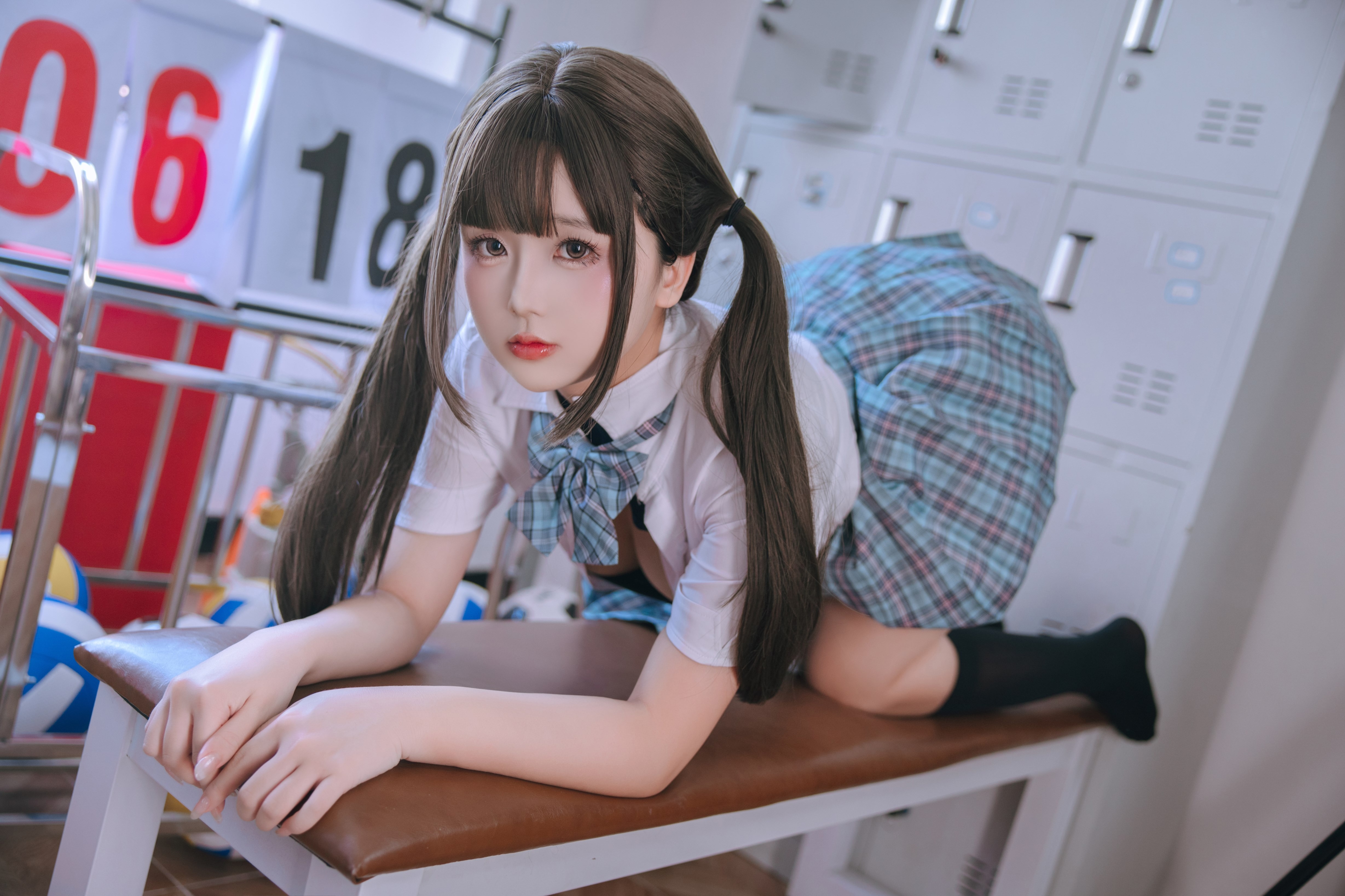 日奈娇---更衣室-195P-08-13