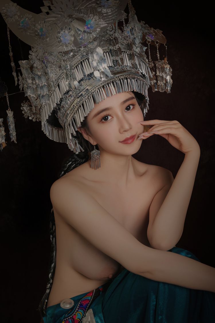 年年---苗疆少女50P-333M-01-24