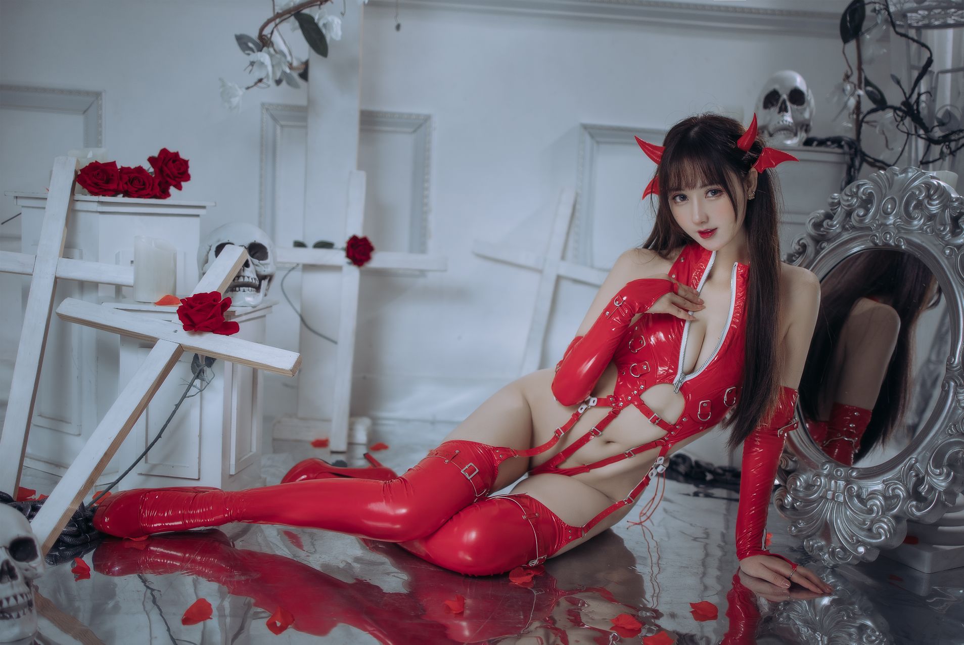 羽生三未---红色胶衣小恶魔65P3V-102GB-04-20