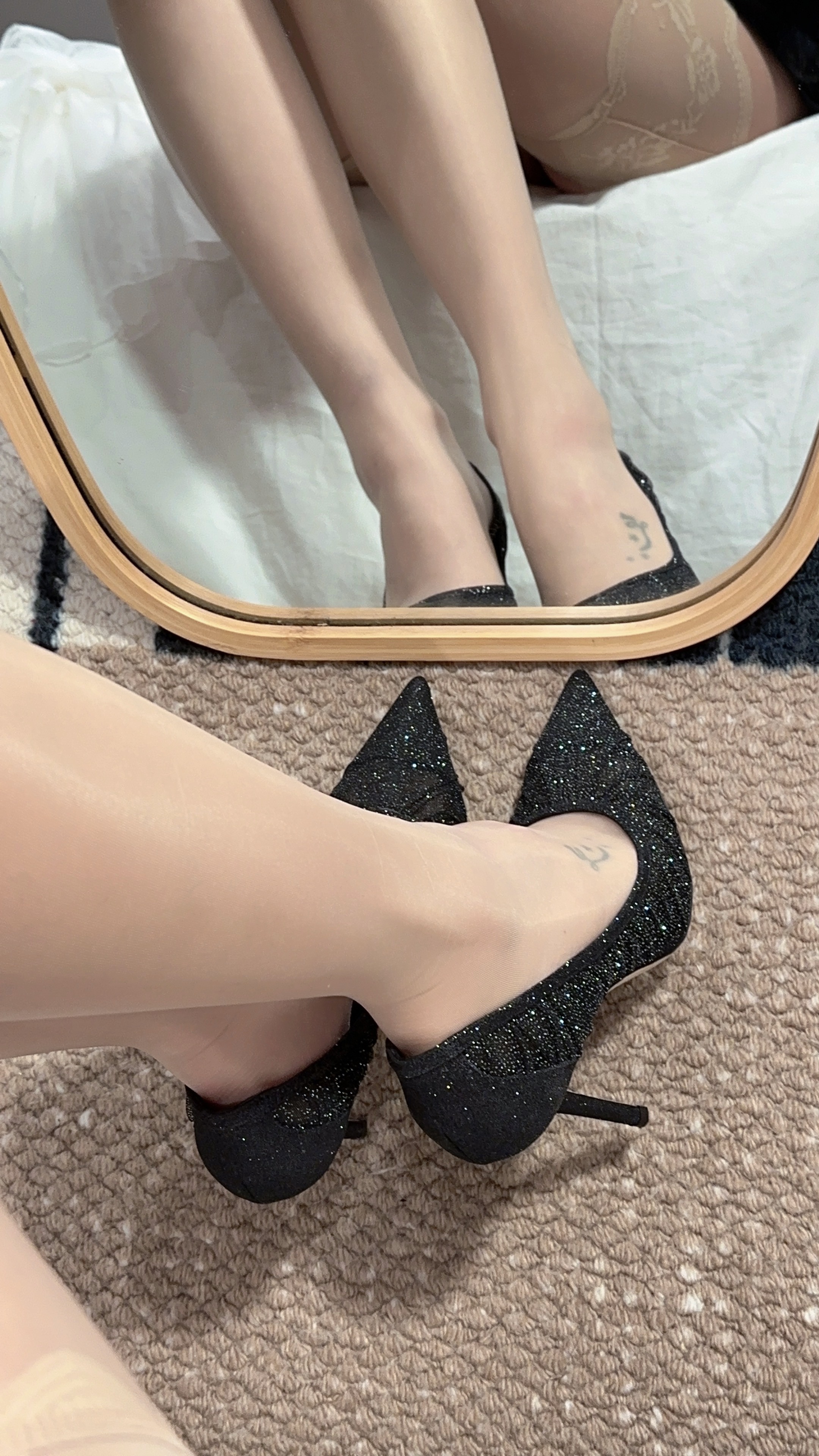 微-密陈佩奇yyyy-情趣御姐-06-19