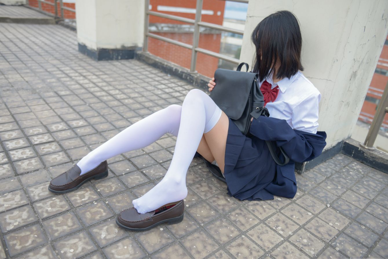 少女秩序写真-vol013-天台JK制服44P-01-10