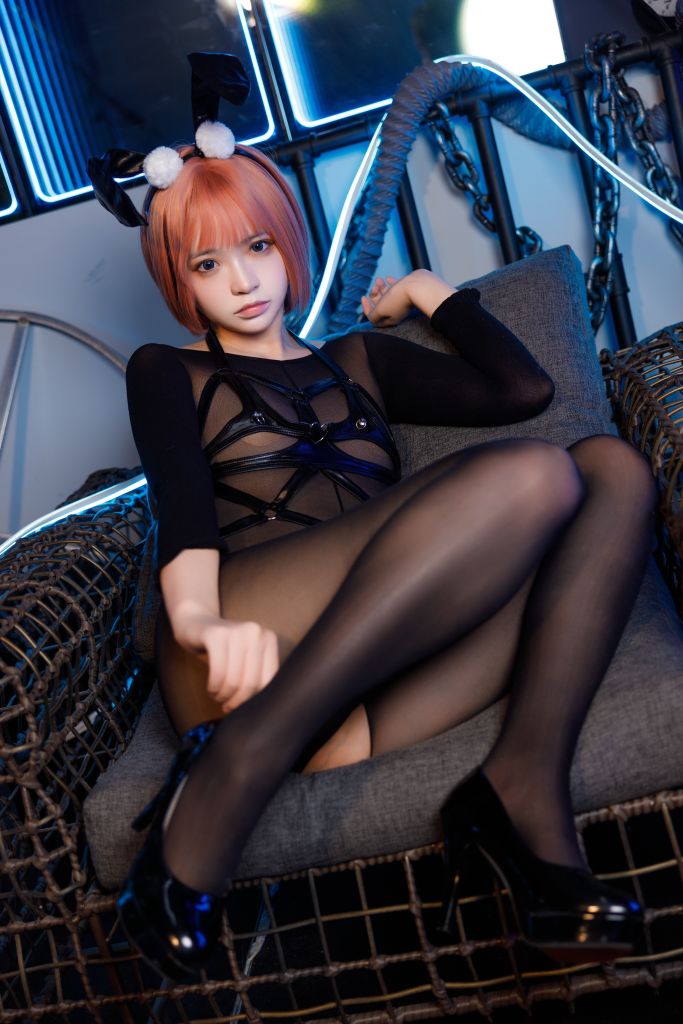 疯猫ss-黑丝束缚兔-01-08