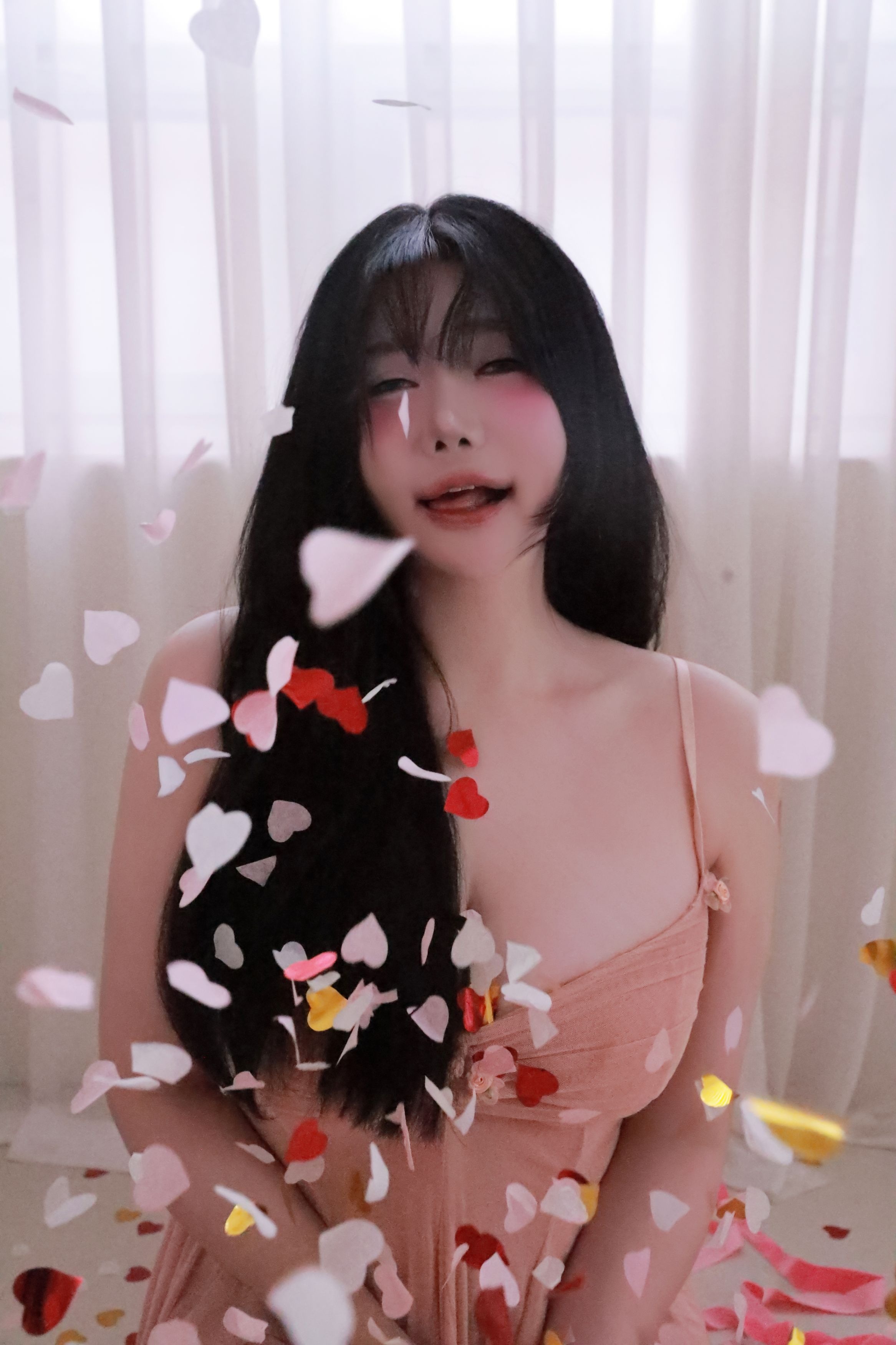 Jisu-a-안지수--Birthday-100P-08-19