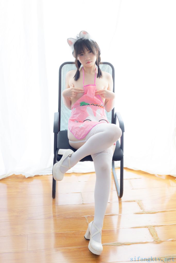 少女秩序---小鱼---粉色肚兜-92P1V-199G-01-12