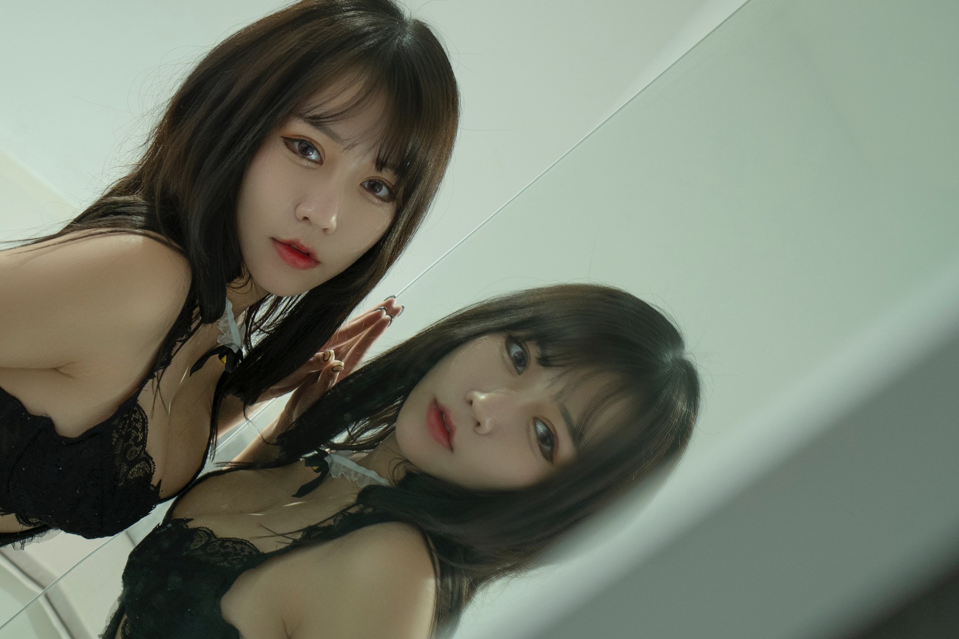 Xi-汐-黑丝-Black-Wire-Lingerie-09-26