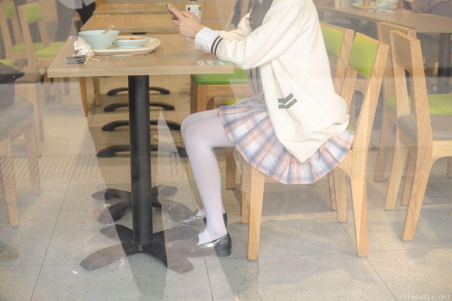 VIP小七-JK-R18-230P1V-372G-01-14