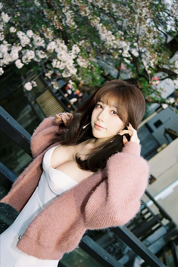 水淼Aqua---Fantia24年04月会员订阅-桜が満開-17P-20240822y-17P-101-MB-08-23