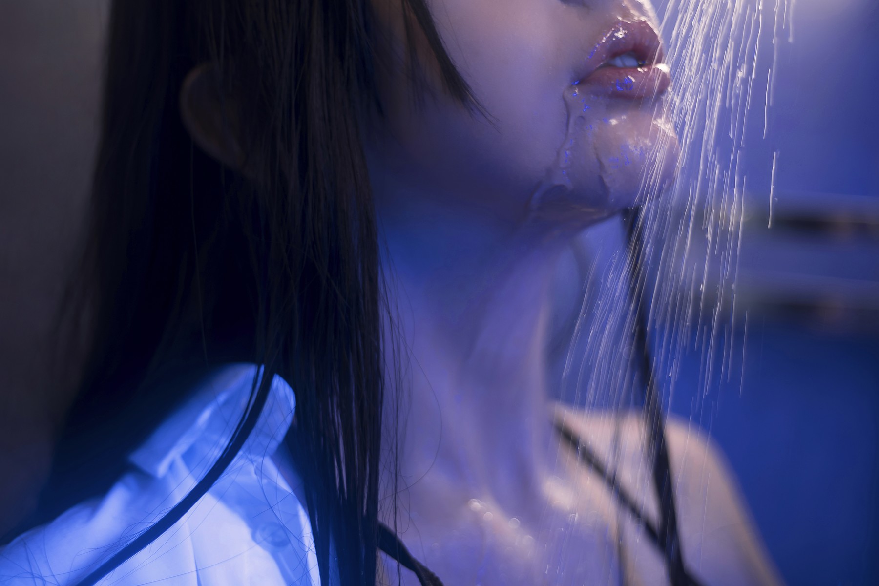 Cosplay-Sayathefox-白毛狐狸-浴室诱惑-03-31