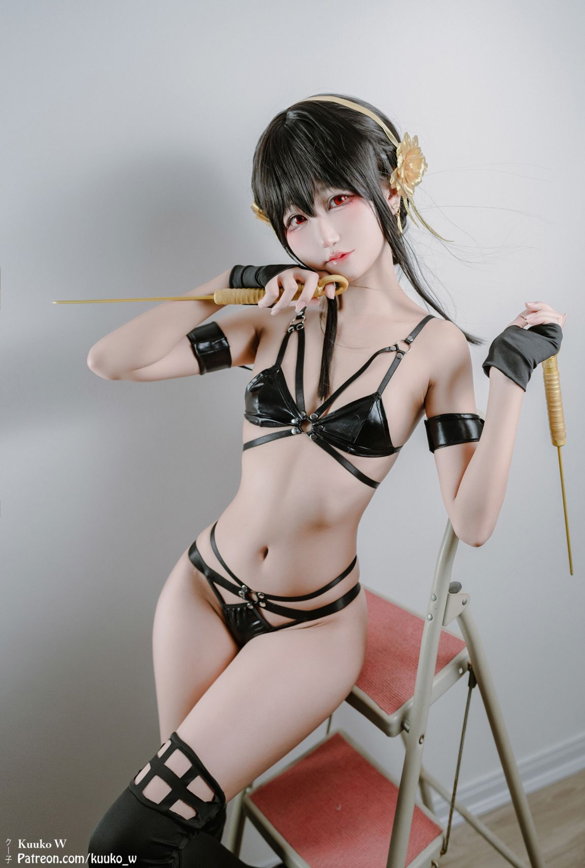 Kuuko-W---NO157-Yor-Forger-Spy-x-Family-37P-3768MB-01-05