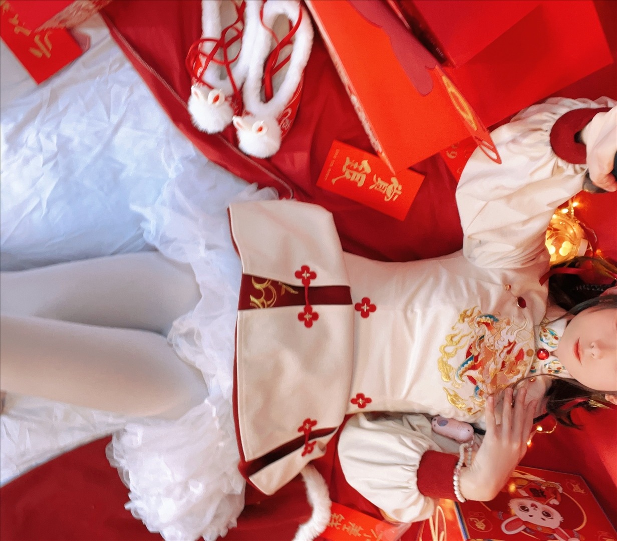 白丝奶糖酱---新年女仆-108P-108P-38759-MB-20240824j-08-25