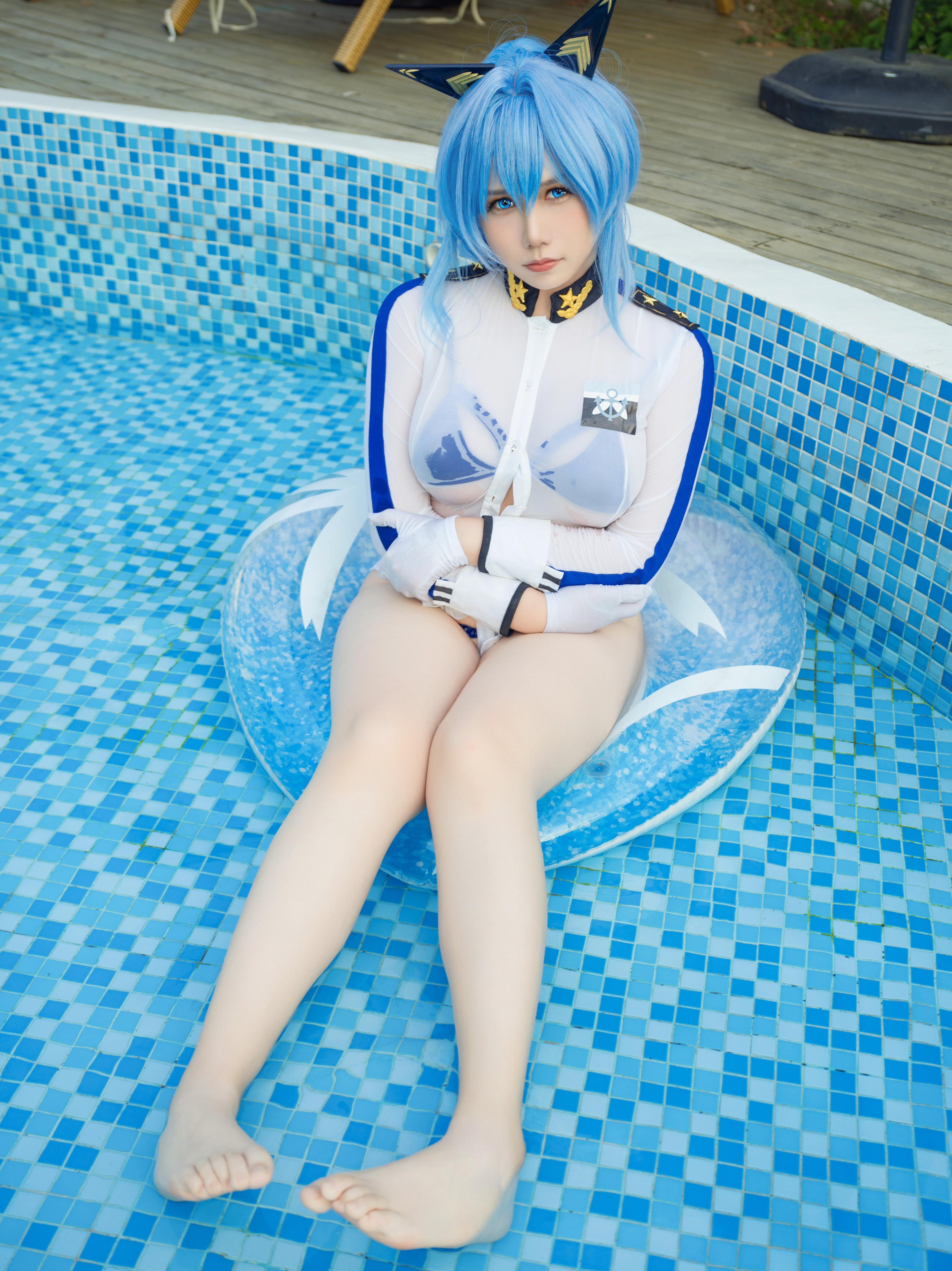 043-麻花酱---海伦泳装-21P1V-274MB-08-31