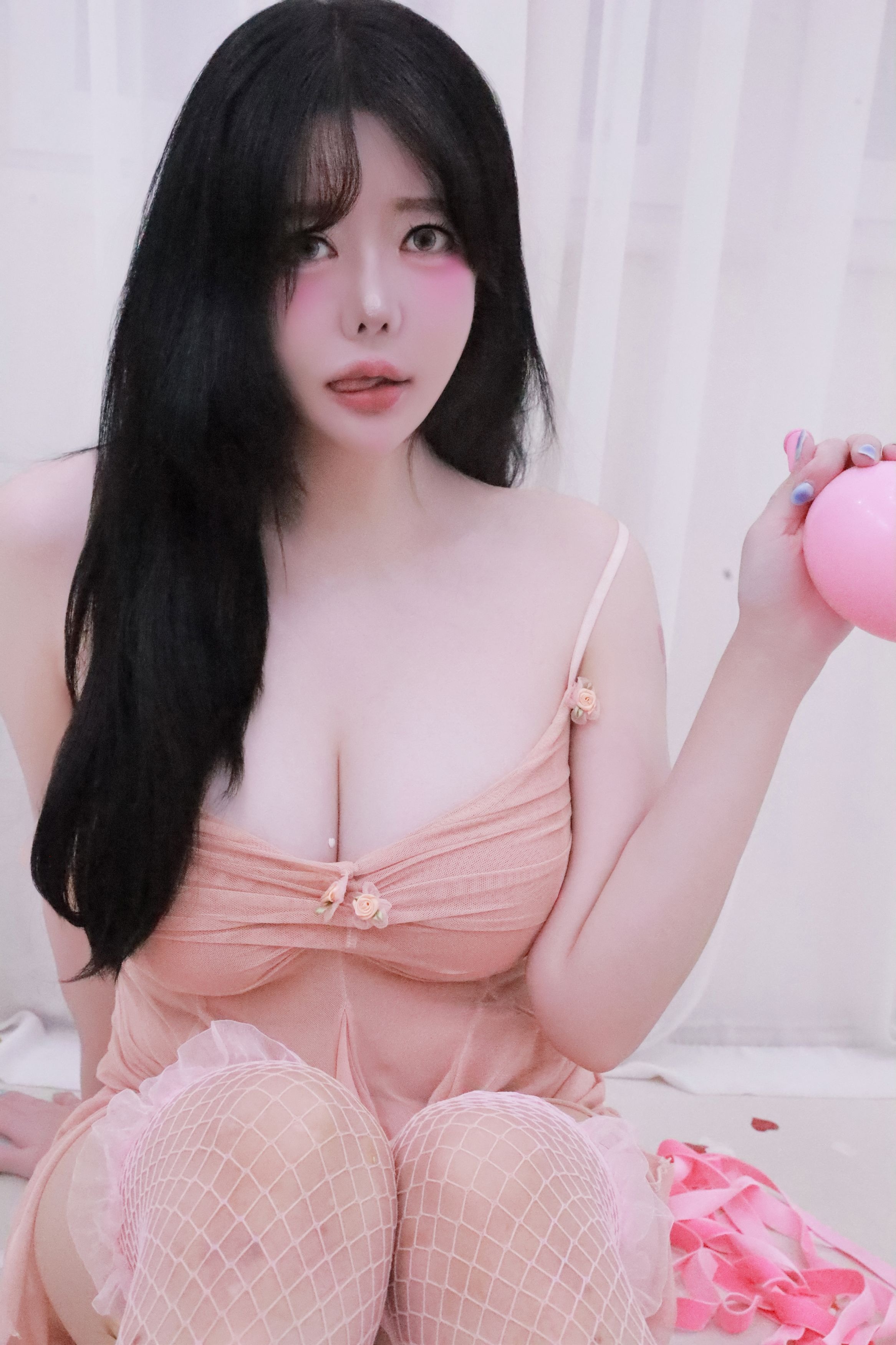 Jisu-a-안지수--Birthday-100P-08-19