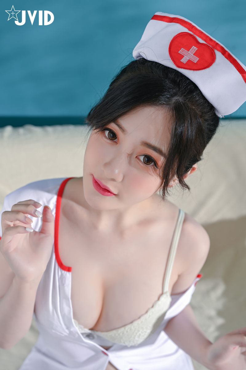 JVID精品-璃奈酱-极品女神-情趣护士-大尺度写真-02-27