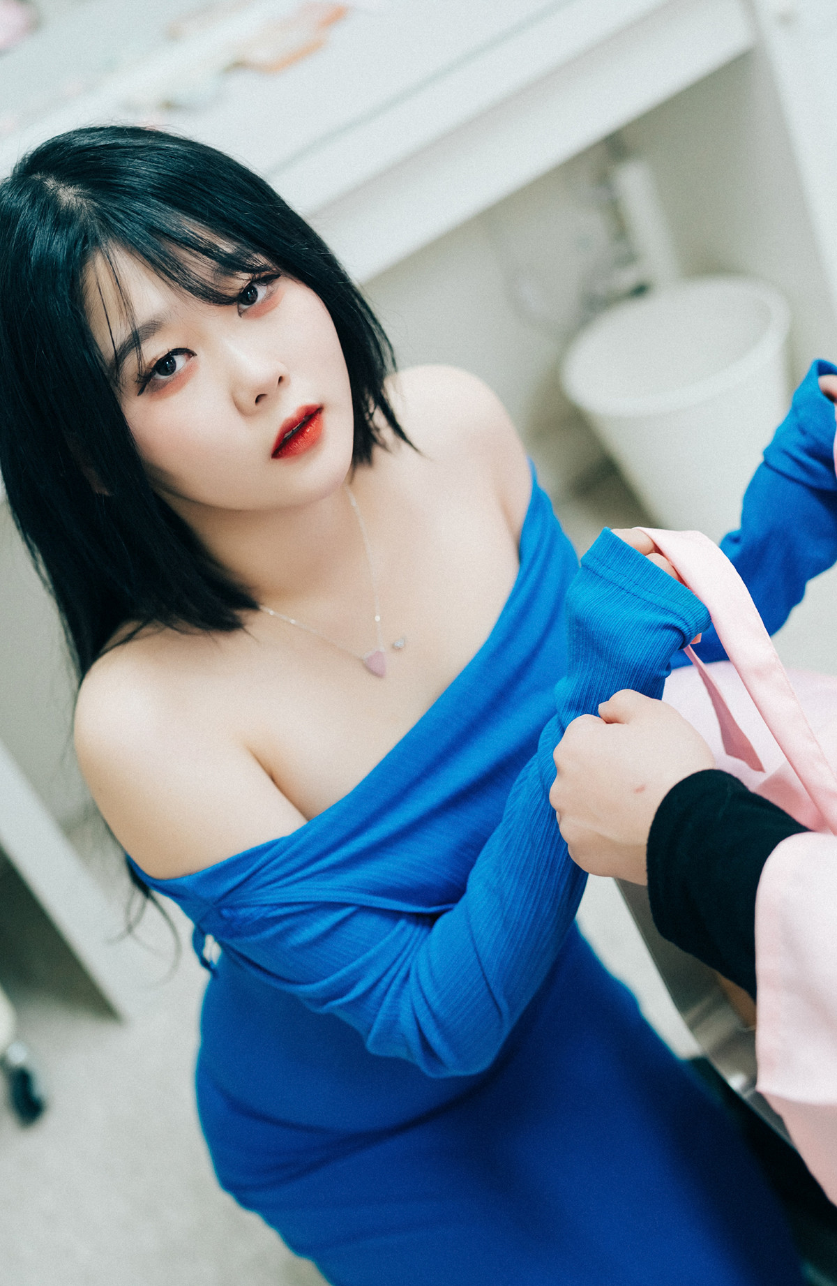 ZIAKwon-권지아-Loozy-8216Adult-Hair-Shop8217-Set02-08-15