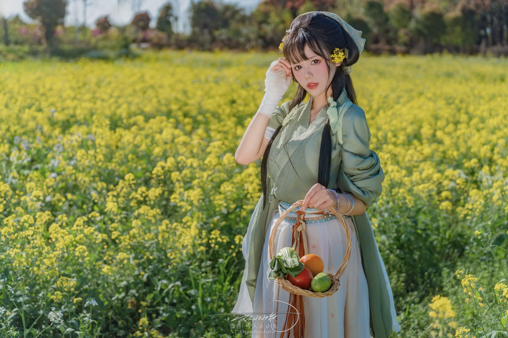 咬人小小兔-黏黏团子兔---五月作品田耕记-74P1V-181GB-06-15