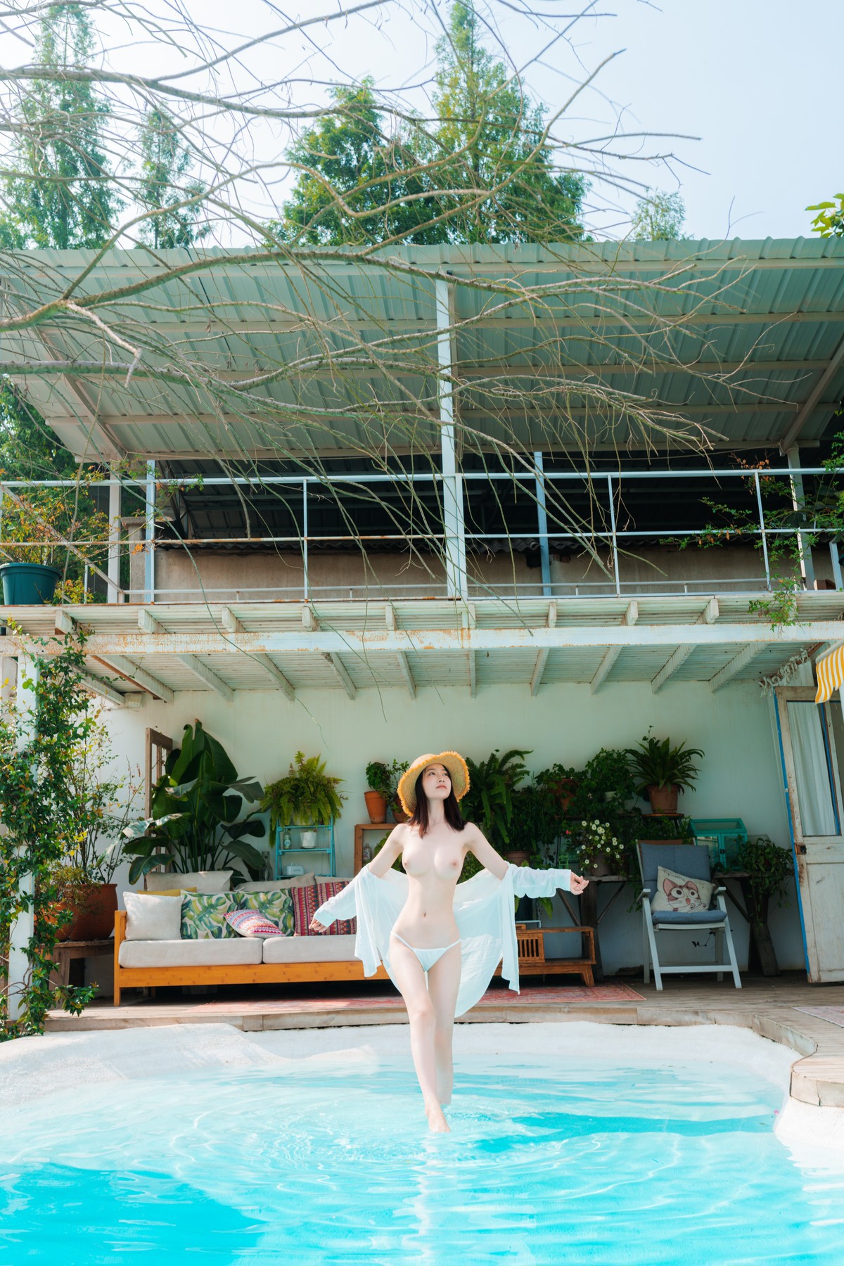 Cosplay-年年-夏日限定泳池-01-04