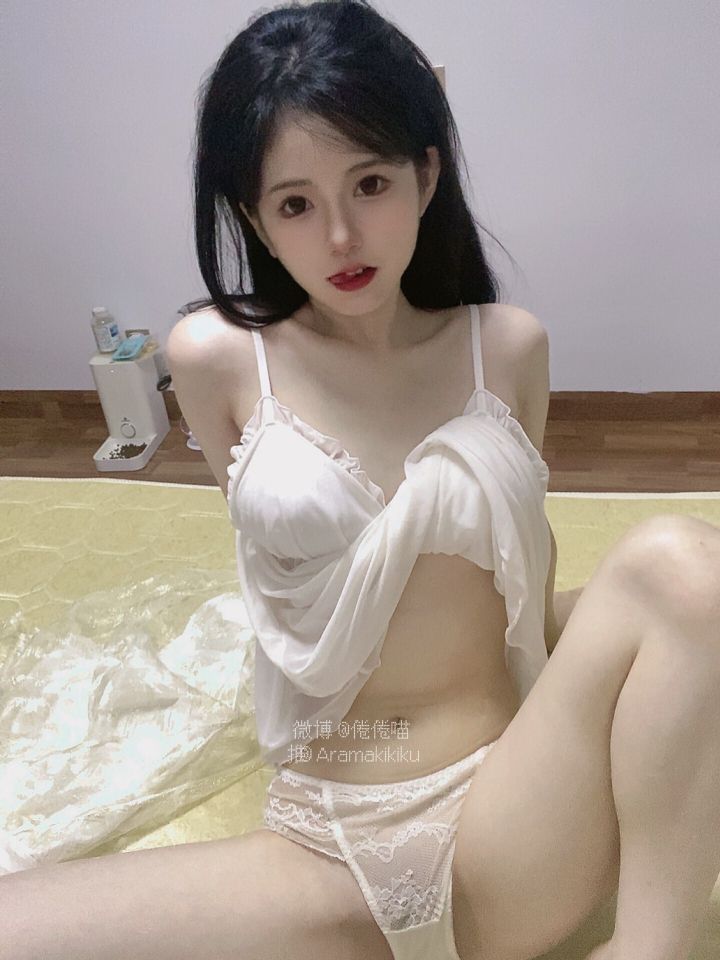 倦倦喵---白睡衣-01-16