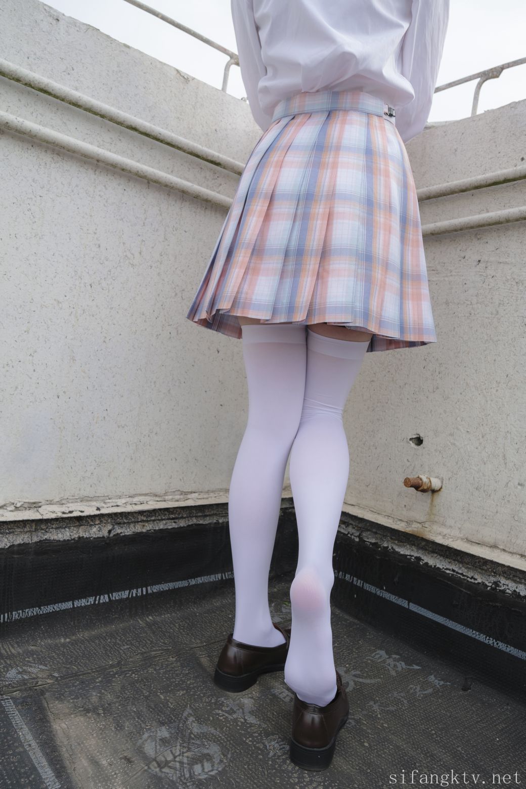 VIP小七-JK-R18-230P1V-372G-01-14