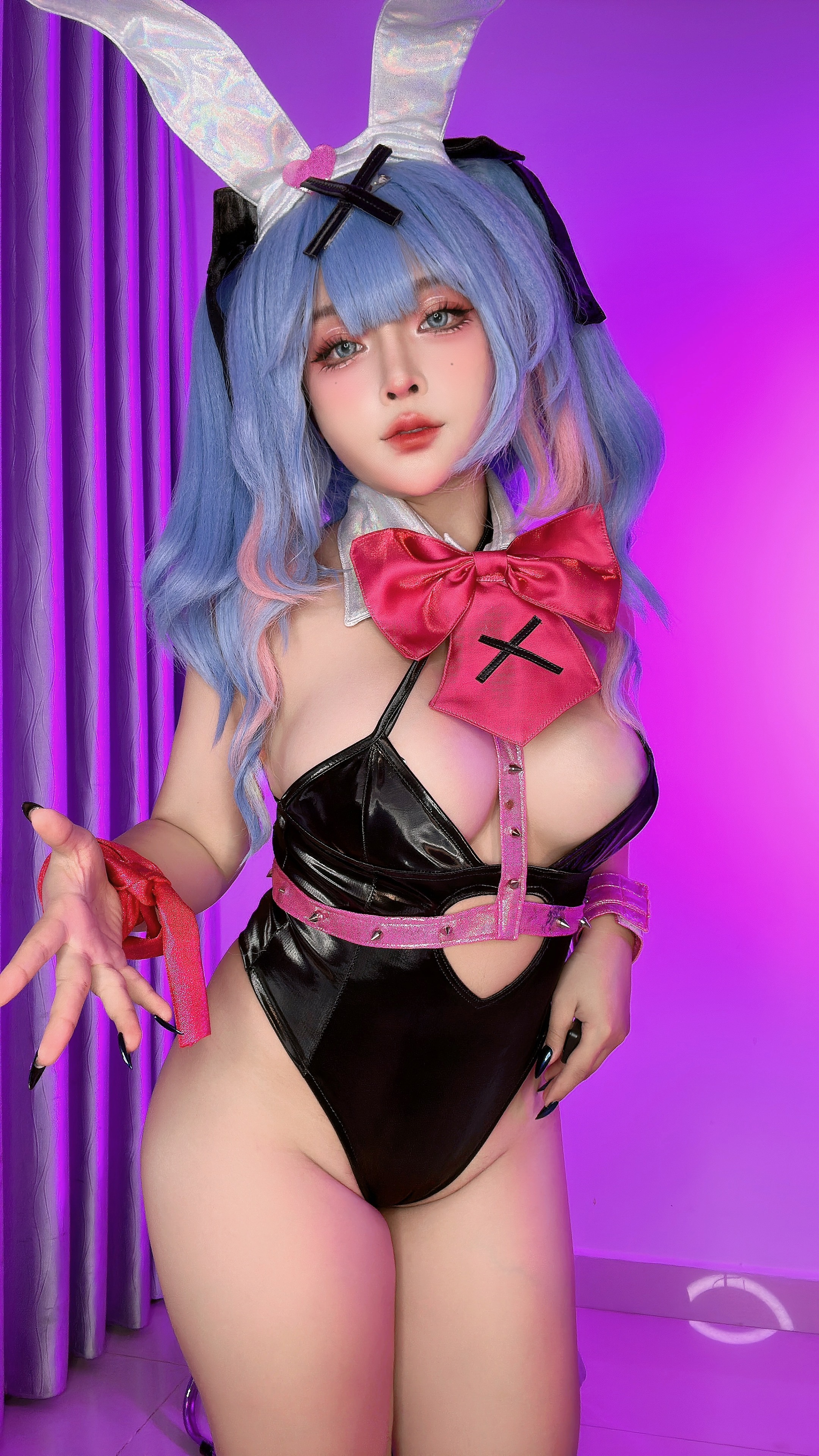 Sayo-Momo-Hatsune-Miku-Rabbit-Hole-Video-08-18