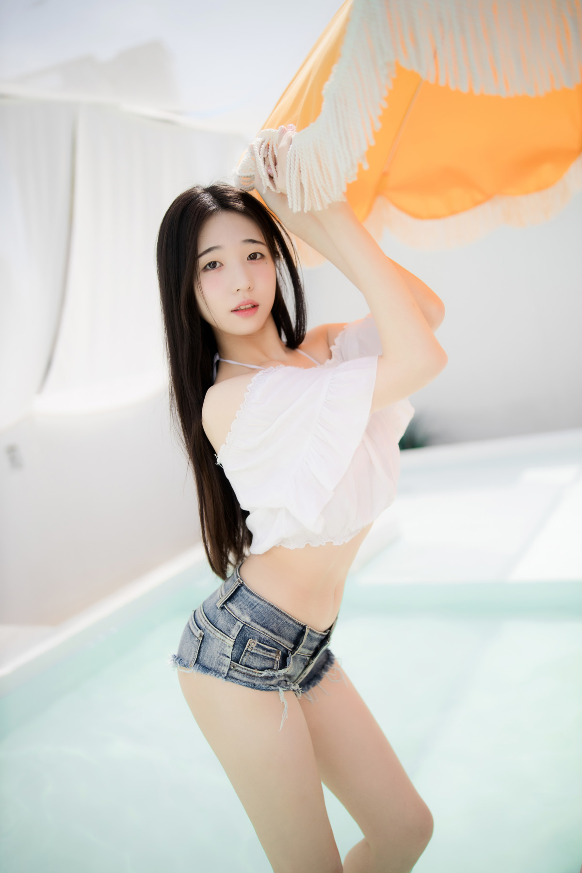 Yeon-Woo-연우-Mini-Photobook-8220Vacation8221-10-03