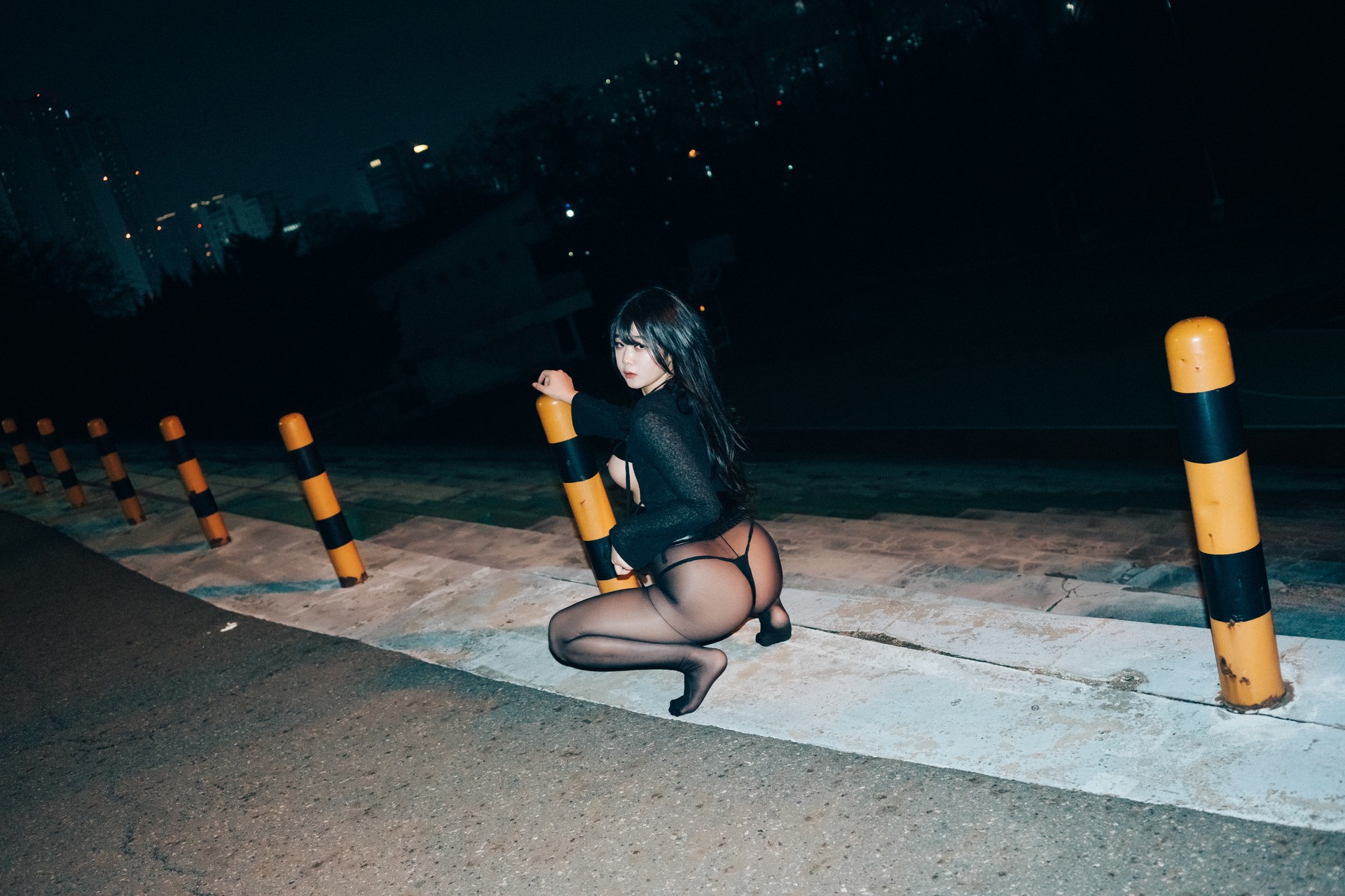 ZIAKwon-권지아-Loozy-XXX-At-Night-Road-Set01-01-25