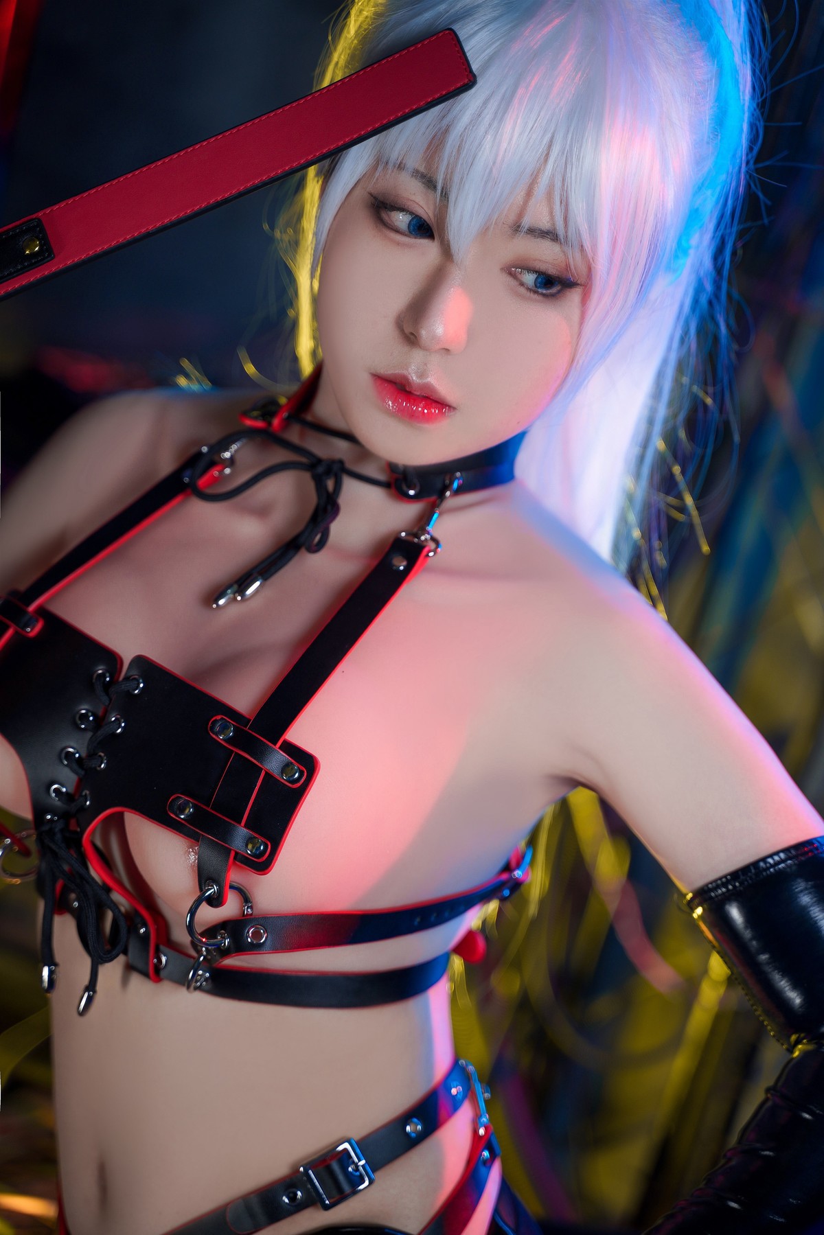 Cosplay-虎森森-Leather-Queen-10-20