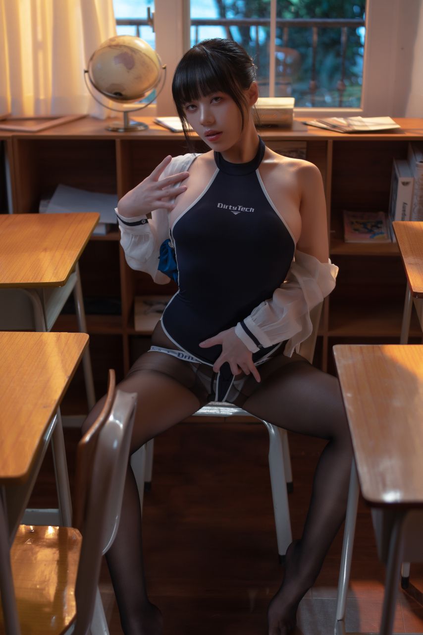 九言---竞泳-01-13