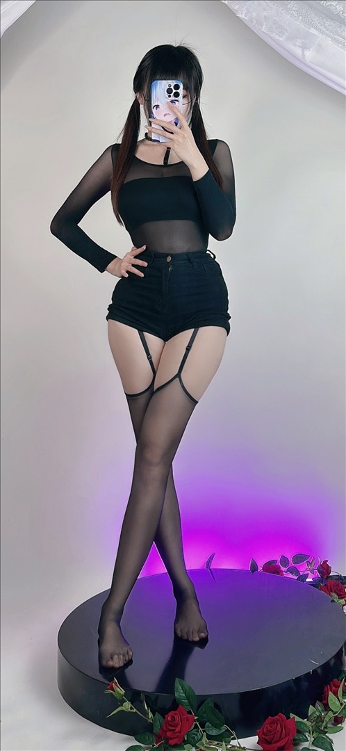 miko酱---23年05月合集297P-297P-53819-MB-20240811y-08-14-2