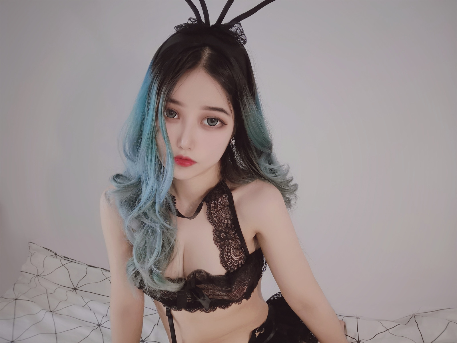 Cosplay-eloise软软-小粉盒黑兔子-05-03