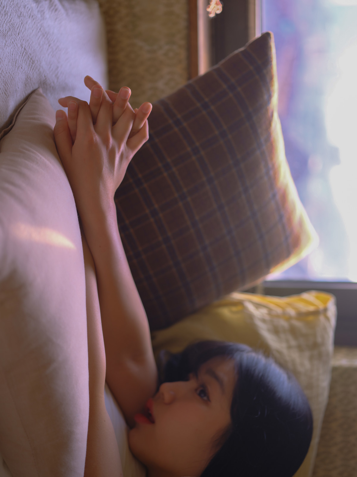 Yui-유이-Yo-U--ゆい-ゆい-01-10