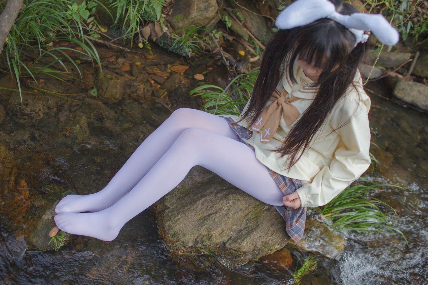 少女秩序写真-EXvol002-白丝格子裙80P-8426M-01-07