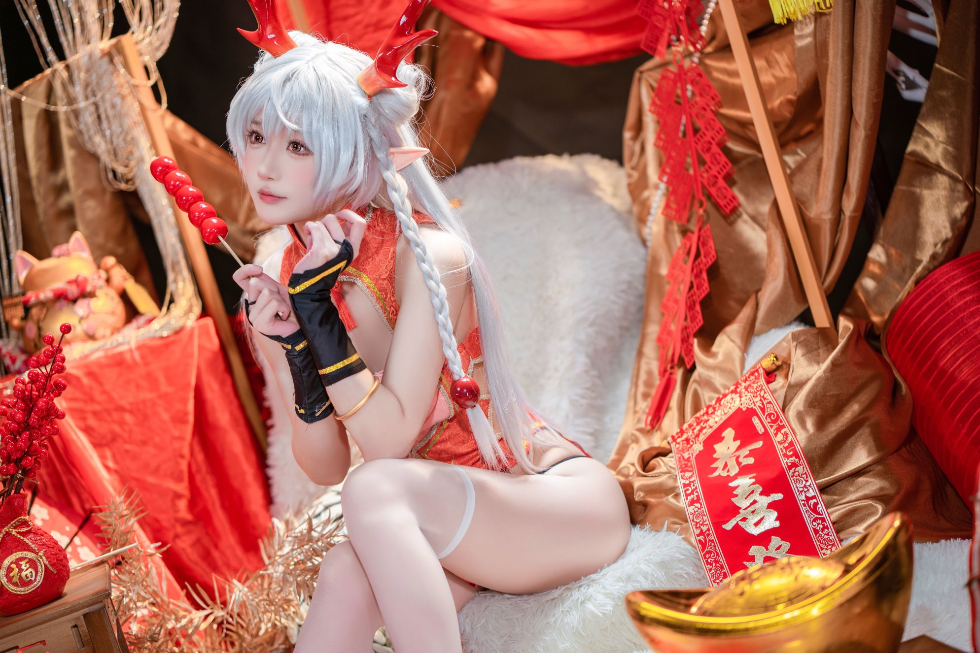 阿包也是兔娘---新春贺图-龙妹-44P1V-783MB-02-25