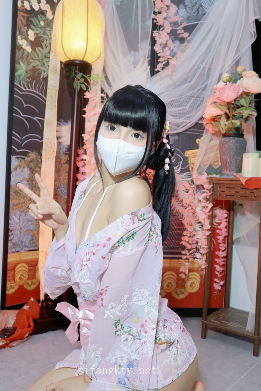 推特福利姬-Miao喵酱-裸舞炮击喷水高潮-02-20