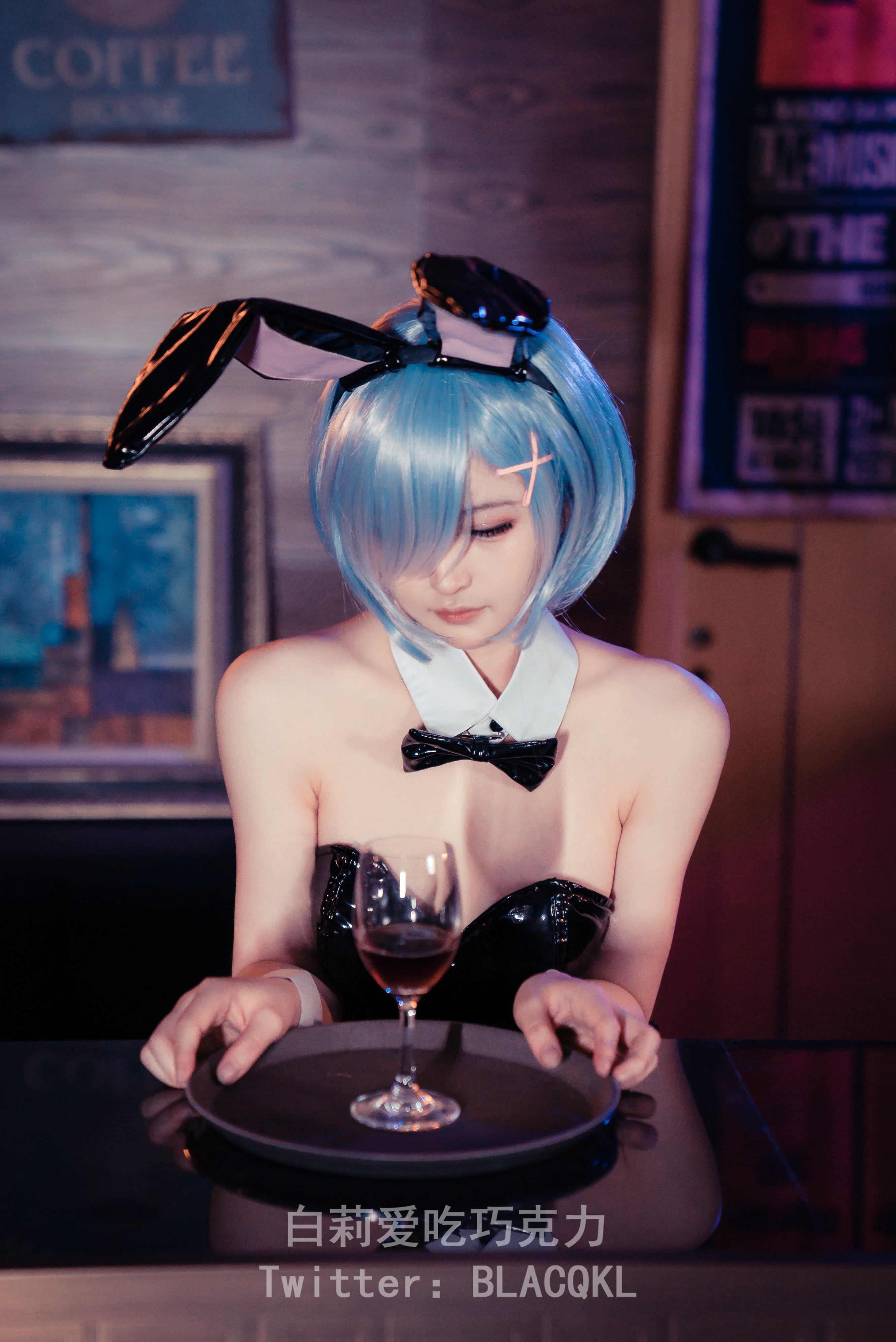 白莉爱吃巧克力---雷姆-兔女郎-11-24