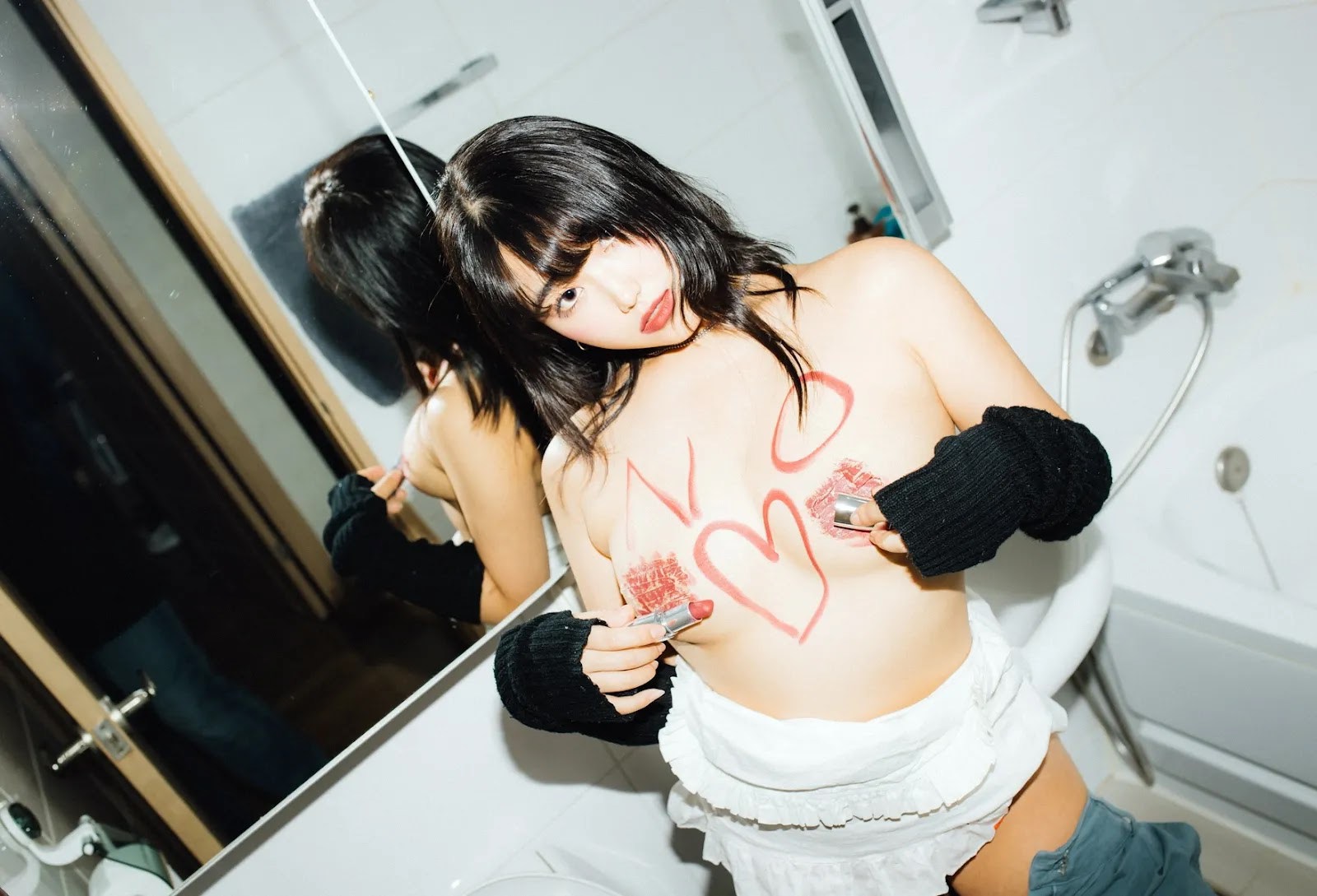 Ji-Eun-Lim-임지은-Moon-Night-Snap-Weirdness-12-30