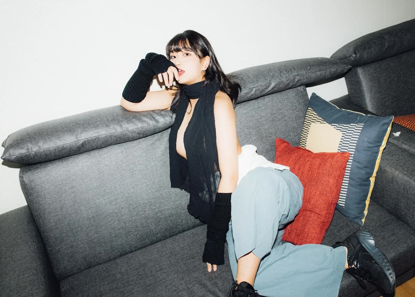 Ji-Eun-Lim-임지은-Moon-Night-Snap-Weirdness-12-30