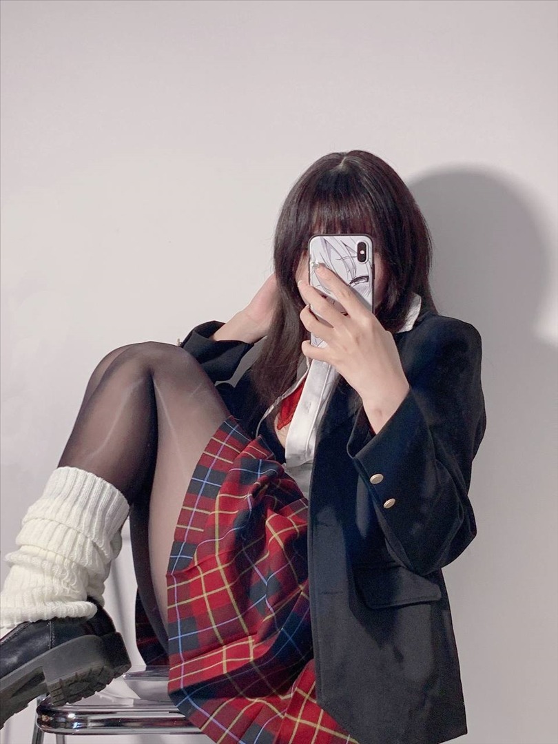 真真u---推特合集-2-432P47V-24752-MB-20240815l-08-17