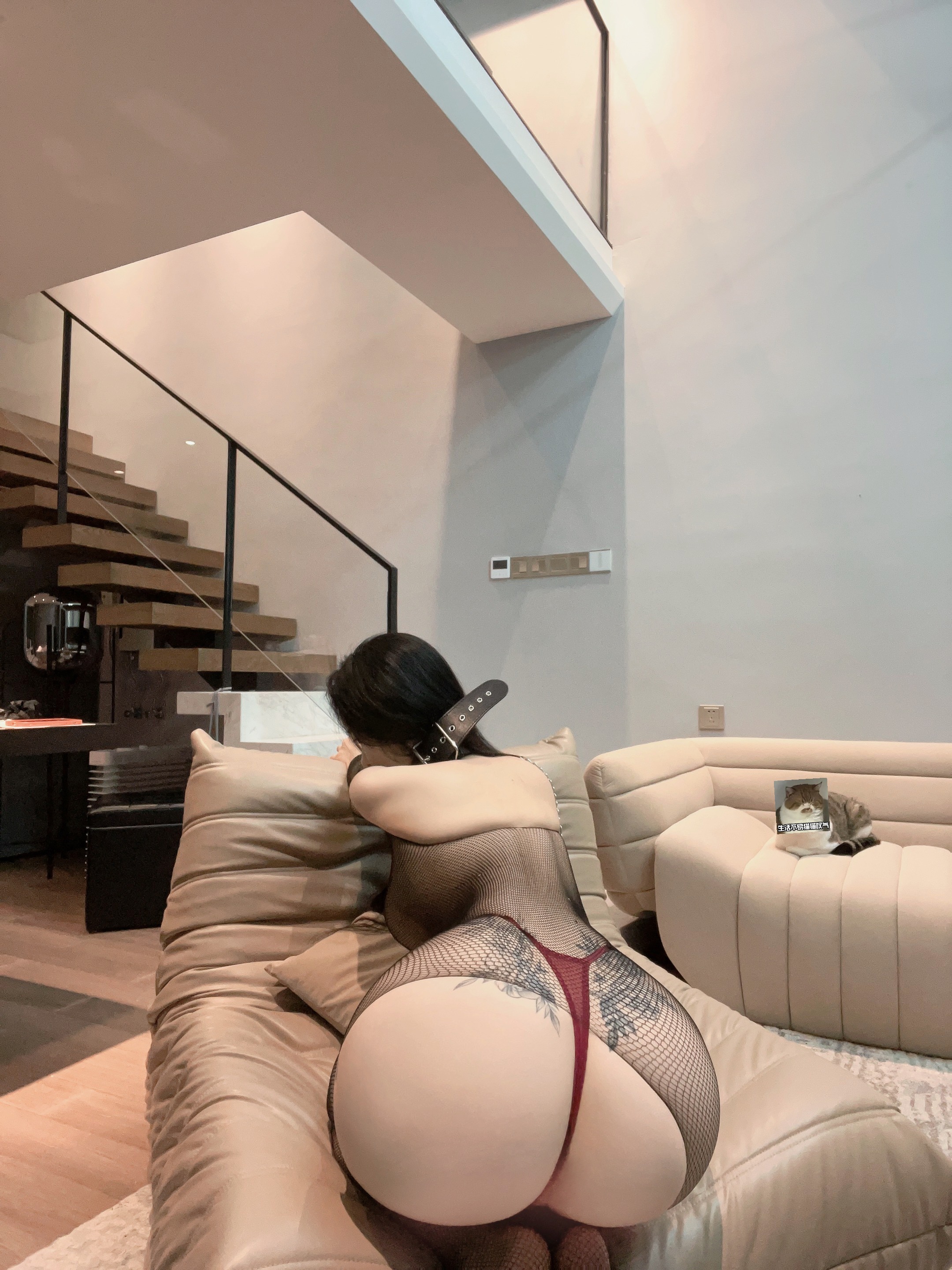 左公子666--网洞连体黑丝大辟谷-02-20