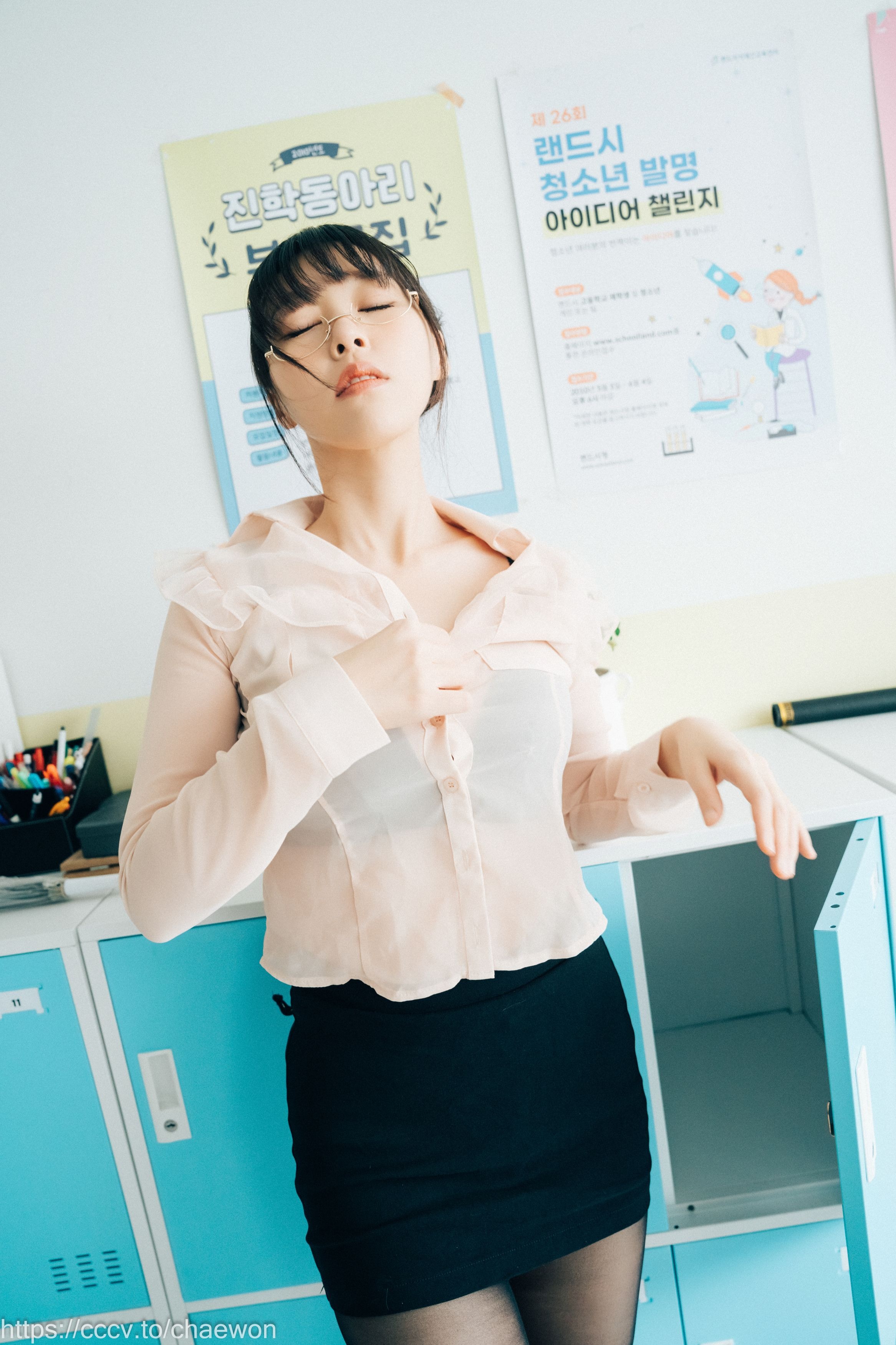 Loozy-Mozzi-모찌--Remedial-Class-Original-Version-205P-09-01