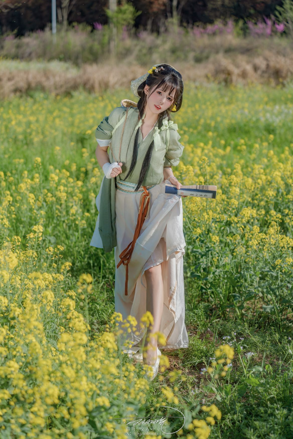 咬人小小兔-黏黏团子兔---五月作品田耕记-74P1V-181GB-06-15