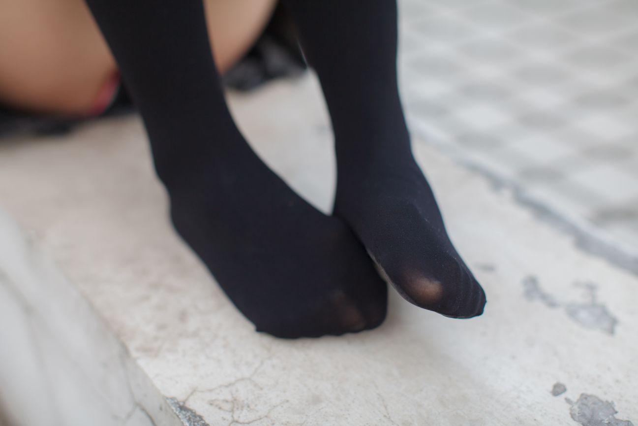 少女秩序写真-EXvol004-天台黑色过膝袜短裙47P-3475M-01-07