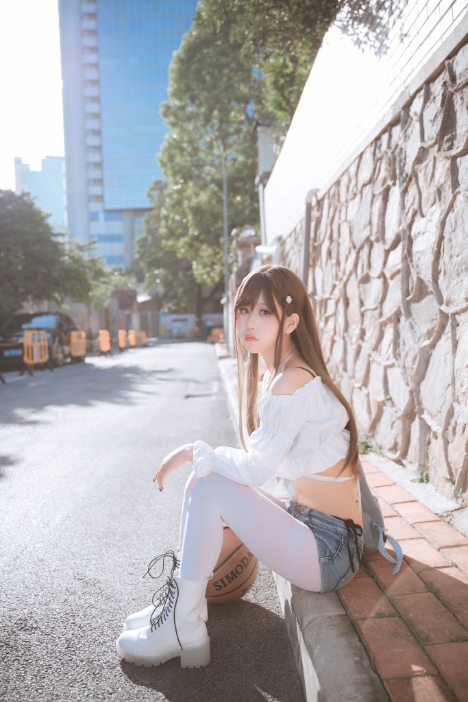 萌芽儿o0-邻家小恶魔-47P1V-426MB-03-18