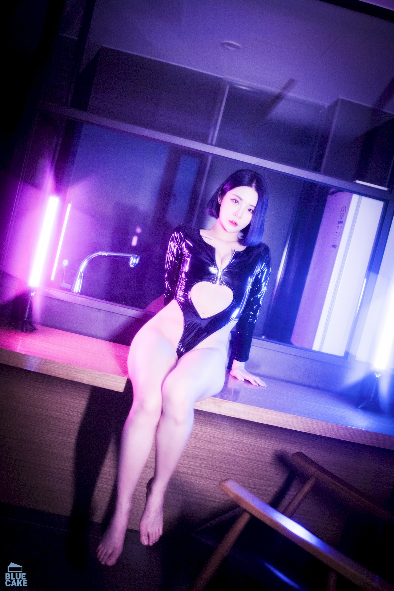 Jeong-Bomi-정보미-BLUECAKE-City-of-Night-Set02-02-17