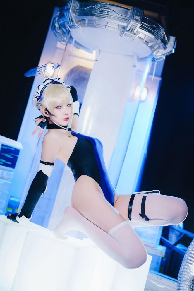 封疆疆v-飞鸟马时竞泳-07-10