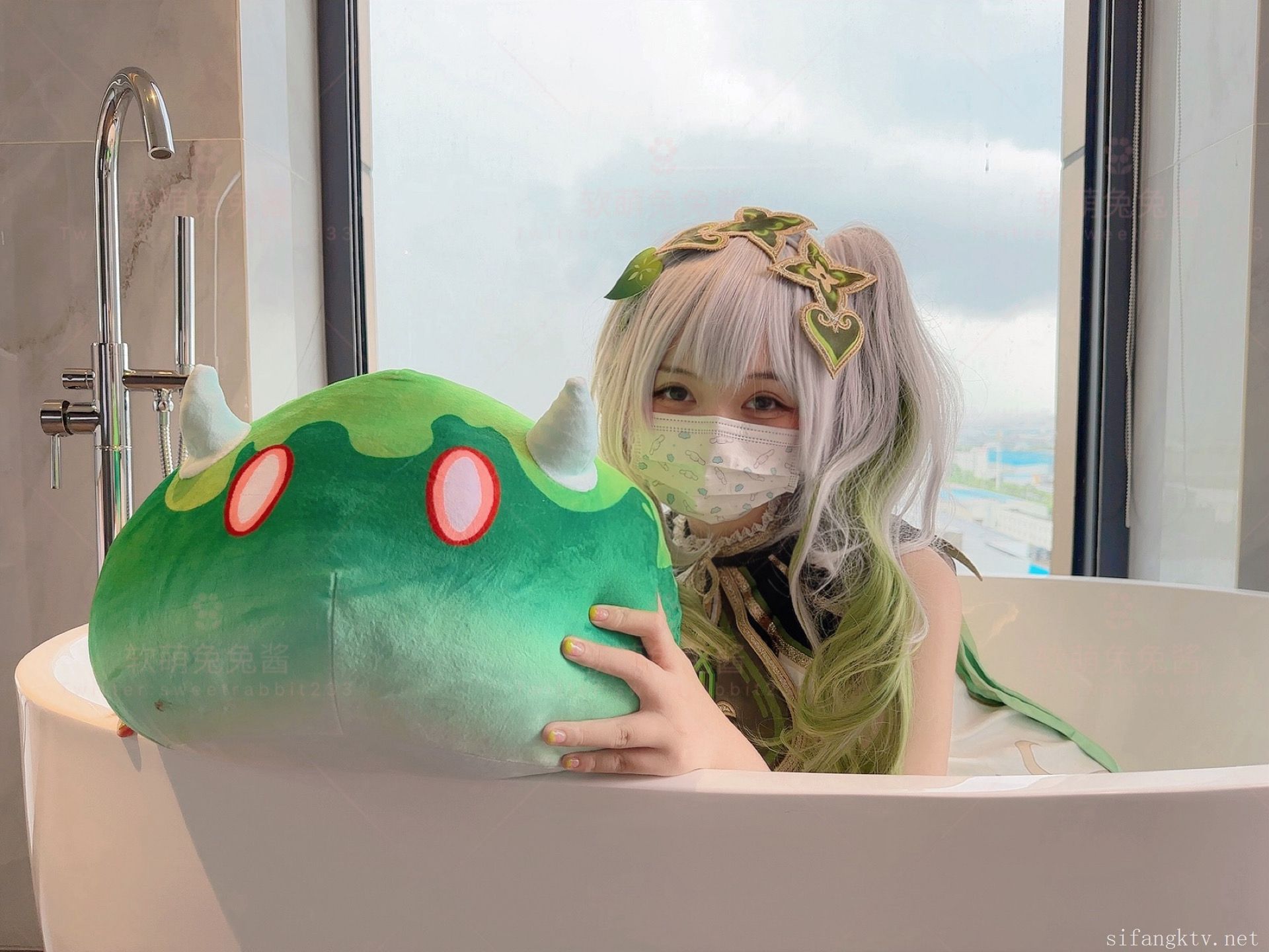 软萌兔兔酱-史莱姆草神-01-28