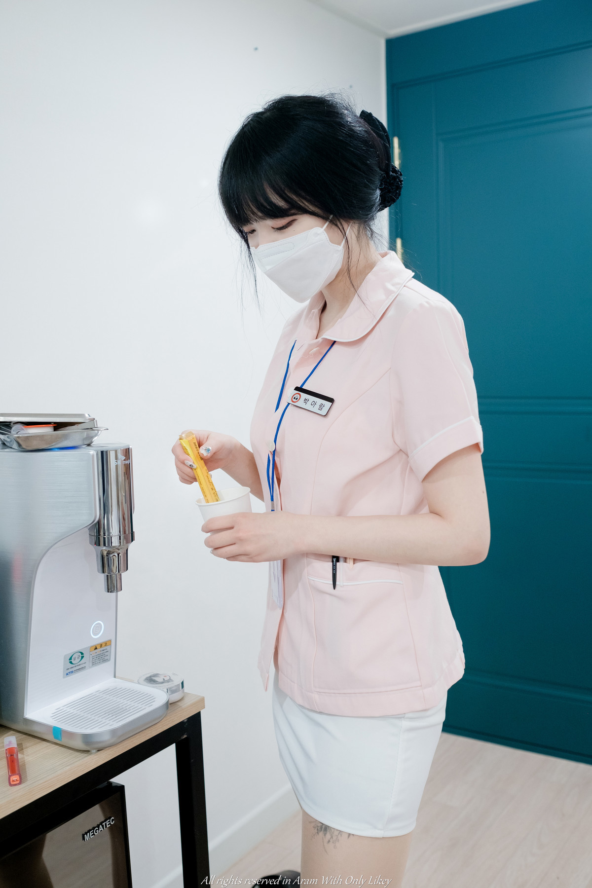 Aram-아람-LIKEY-A-Urologist-Nurse-11-03